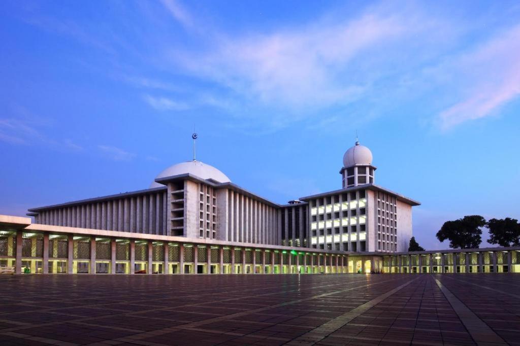 Hi Hotel Senen جاكرتا المظهر الخارجي الصورة